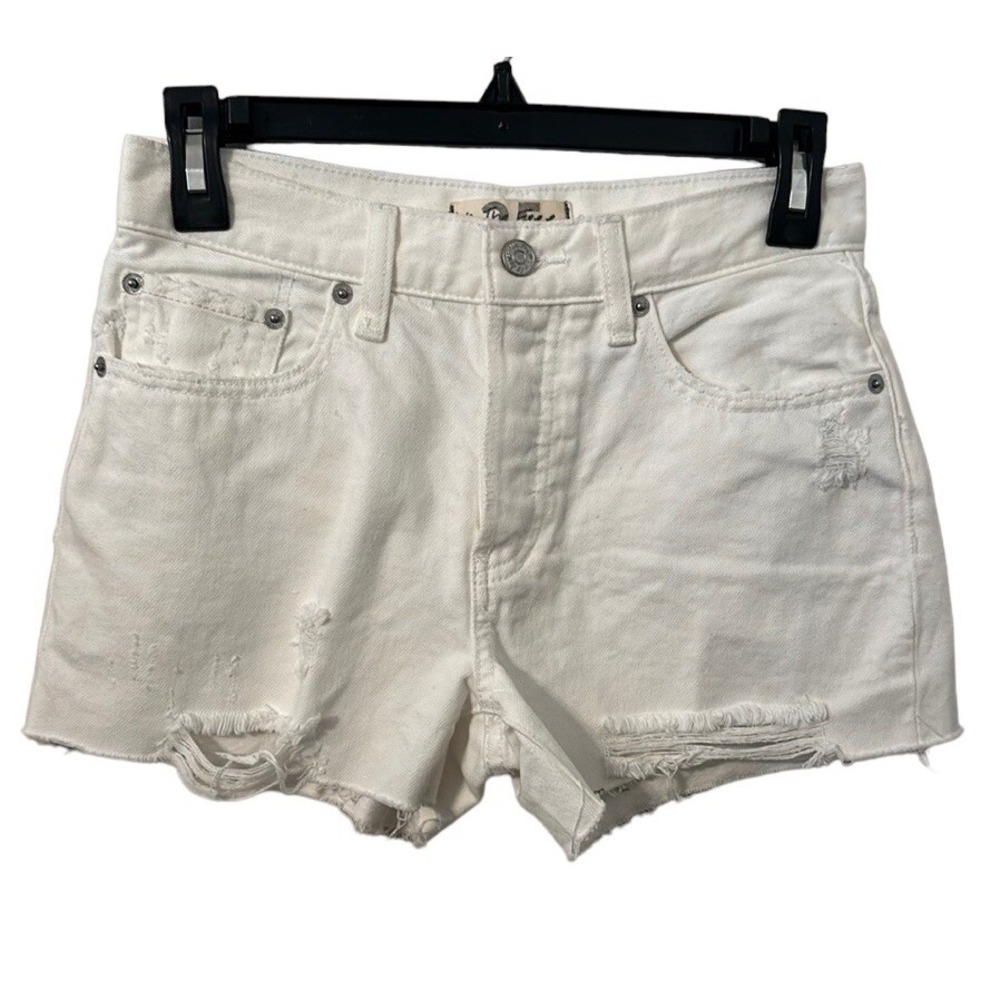 We The Free byโ Free People Women's Sofia White Denim Distressed Shorts Size 25